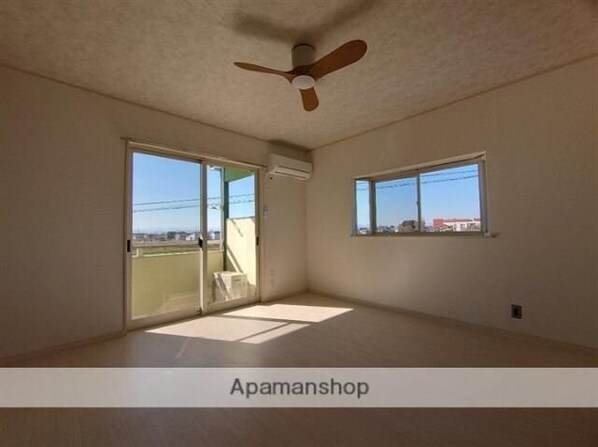 GREEN BASEの物件内観写真